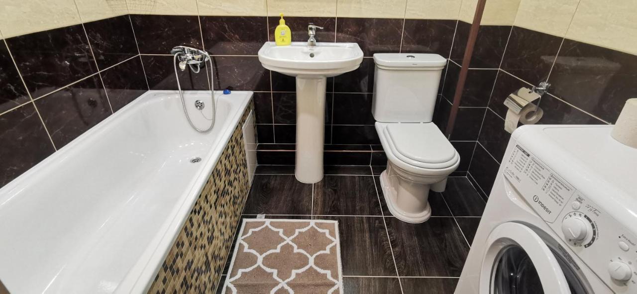 Lavina Apartments Sumy Bagian luar foto